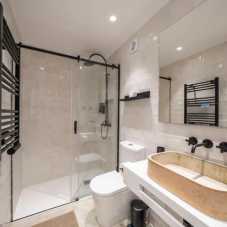 Good Old Days - Gasthuis Caldas Da Rainha